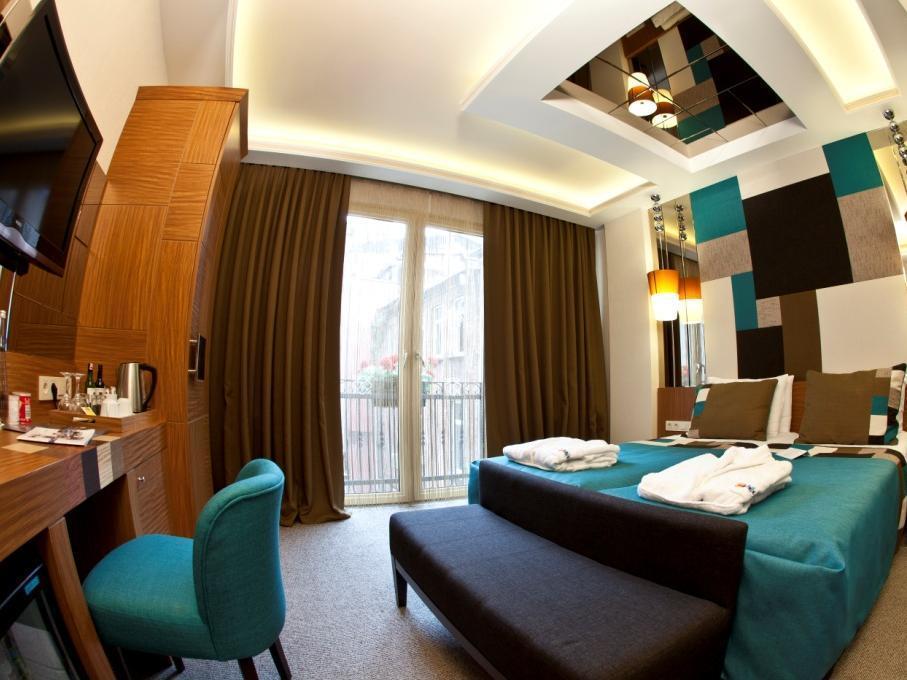 Collage Taksim Hotel Istanbul Eksteriør billede