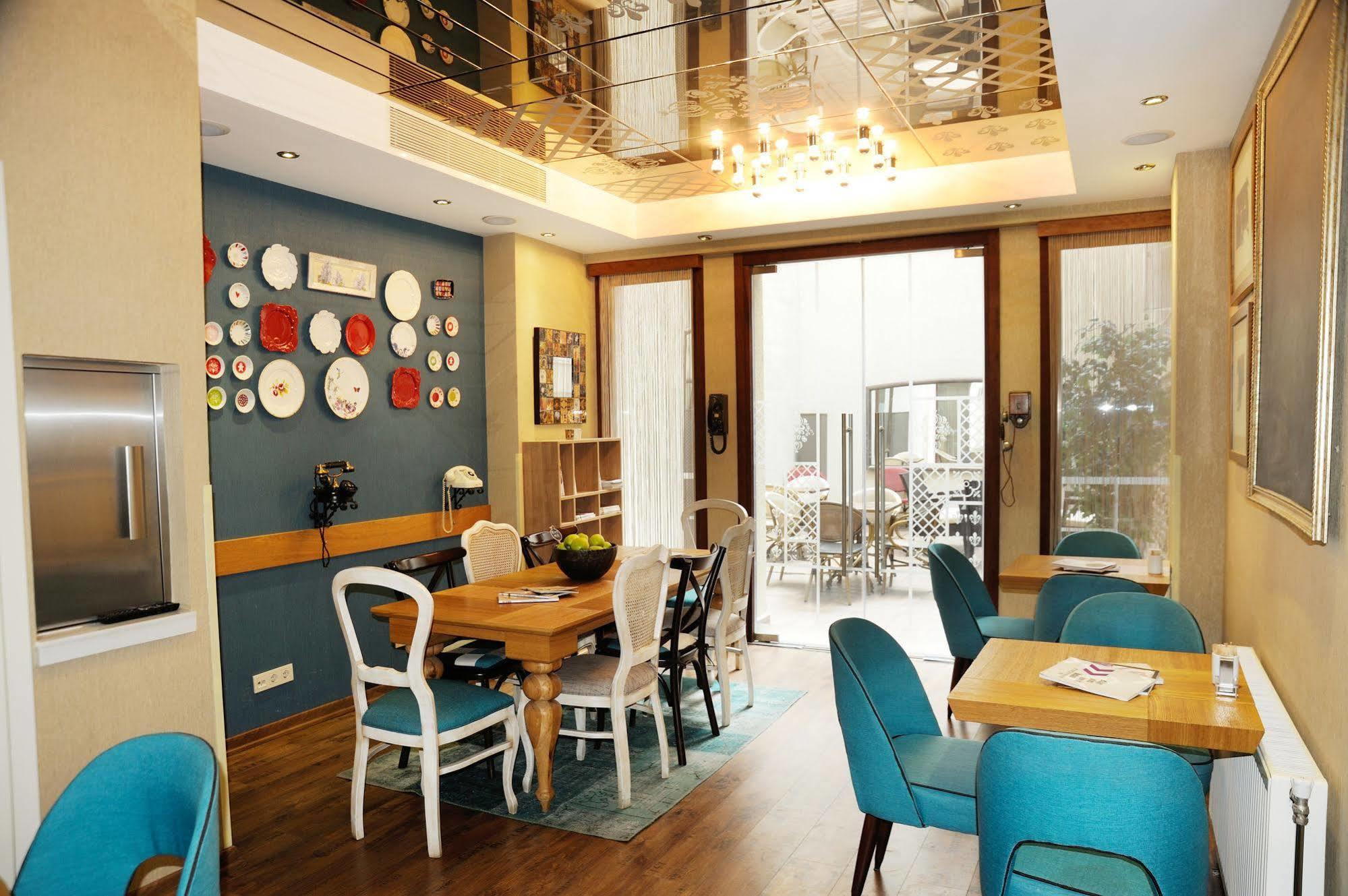 Collage Taksim Hotel Istanbul Eksteriør billede